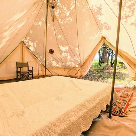 Glamping Grignan 6 Personnes Vue Exceptionnelle مكان تخييم Réauville